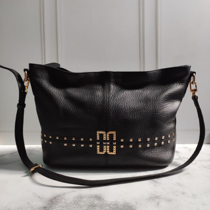 ❌SOLD‼️PRELOVED SLING BAG DAKS