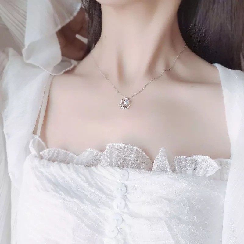 Kalung Rantai Klavikula Hias Liontin Bulan Bintang Gaya Korea