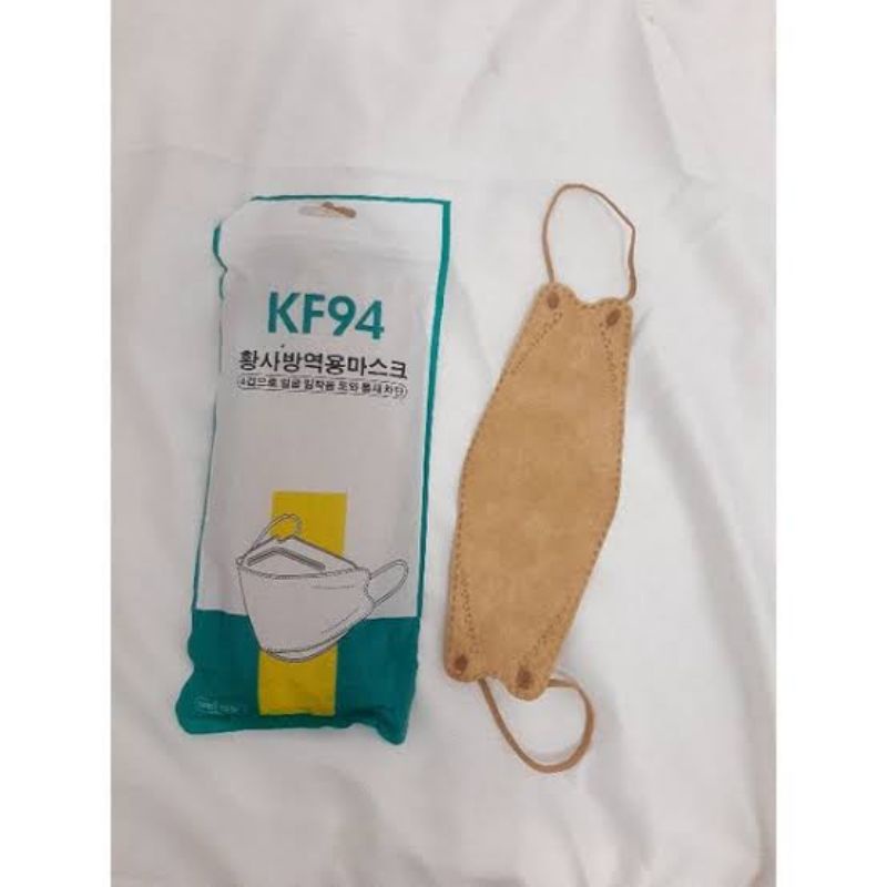 MASKER KF94 WARNA CREAM PAKET 5 PACK ISI 50PCS(KEMASAN PLASTIK)