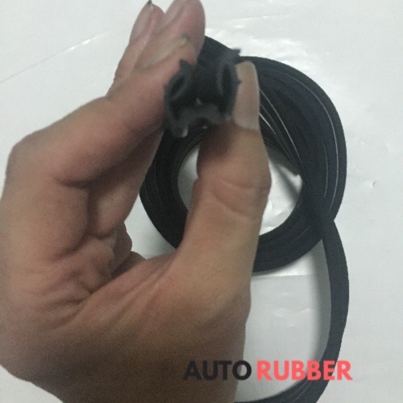 Karet Jalur Kaca Bludru Run Channel Toyota Hardtop 2F Fj/Bj 40/45