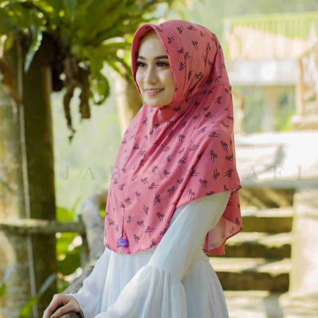 Hijab serut motif arrafi