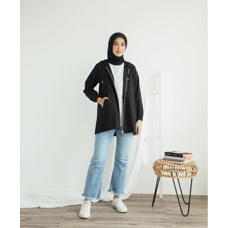 Jaket Parka Geulis Black size M