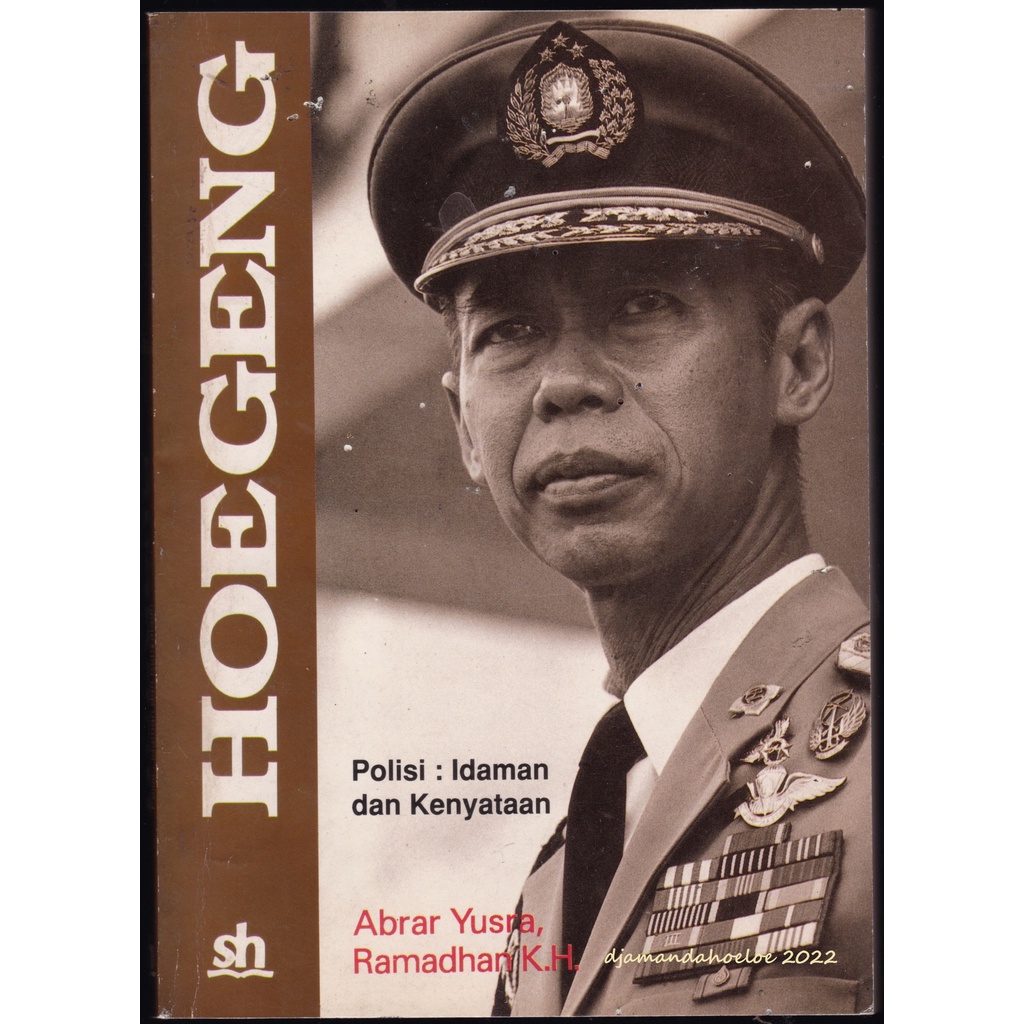 Buku Biografi Kapolri Legendaris HOEGENG