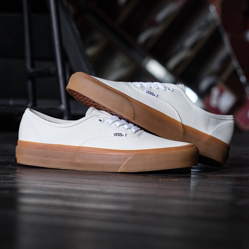 V4NS AUTHENTIC MARSMELLOW WHITE/GUM ORIGINAL 100%