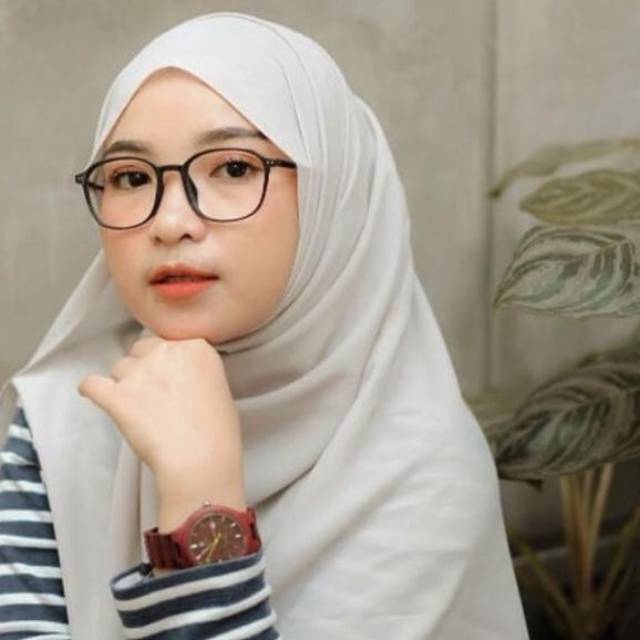 kacamata lensa photocromic antiradiasi boleh pilih yang blueray bisa normal minus plus cilinder tergantung permintaan sampai minus 5 cyl 2 tulis aja pesanan kakak di catatan saat order free box lap cairan pembersih kode 2127 size 50-19-145