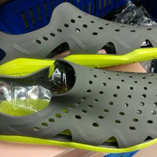 Sepatu  cowok pria karet  like crocs  swiftwater wave 