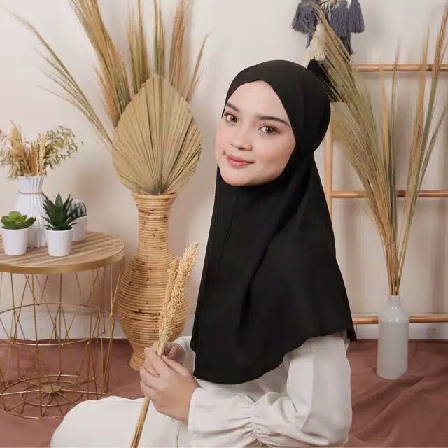 hijab Instan Bergo Maryam Diamond