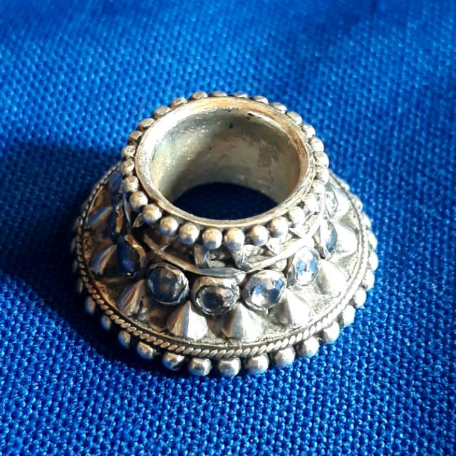 Mendak keris bahan perak/ silver