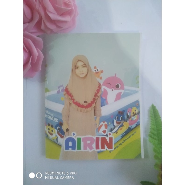 

Buku kotak karakter foto sendiri