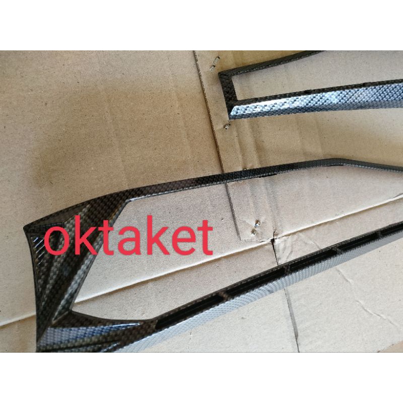 garnish depan Avanza Xenia 2022 tipe G carbon glossy