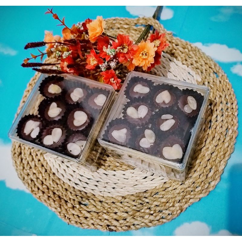 

coklat hazelnut box gift