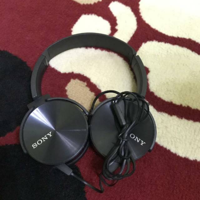 Earphone sony
