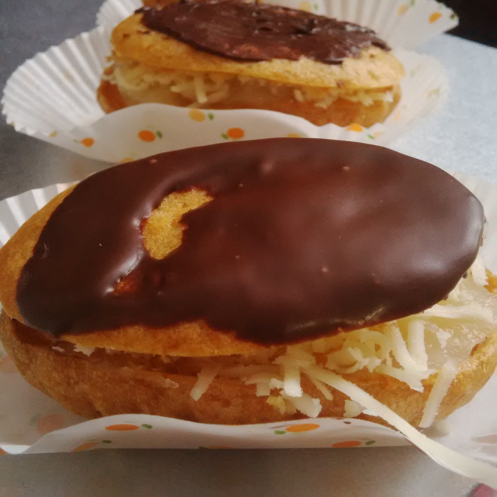 

Kue Soes / Sus / Choux Pastry / Kue Sus Eclaire