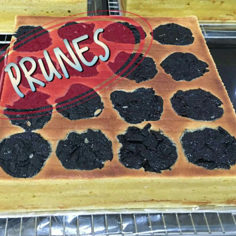 

Kue Lapis Legit Premium Prunes Ukuran 20x20 cm