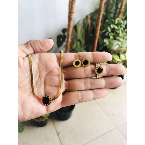 Set Gelang Tangan, Cincin & Anting Titanium Fashion Korea Rantai Pipih Bulgari  - Gold