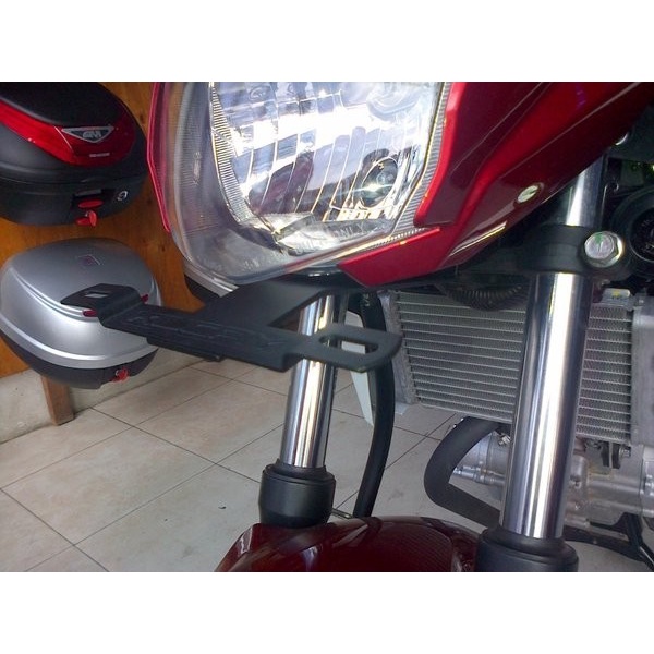 Dudukan plat nomer depan vixion