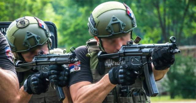 Helm Tactical Militer Pelindung Kepala dengan Kamera Night Vision untuk Paintball Airsoft