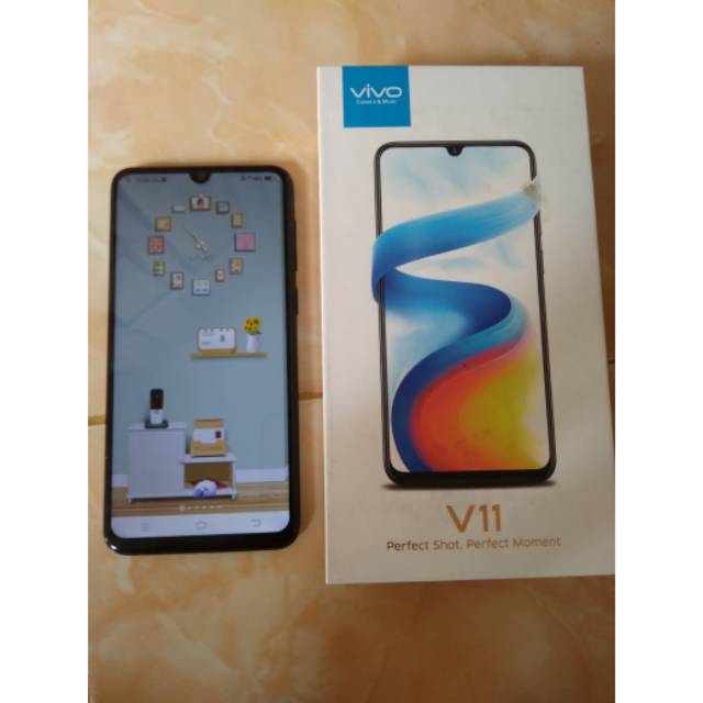 Vivo V11 second/seken/bekas Ram 6/64 GB. Like new Dijamin mulus....