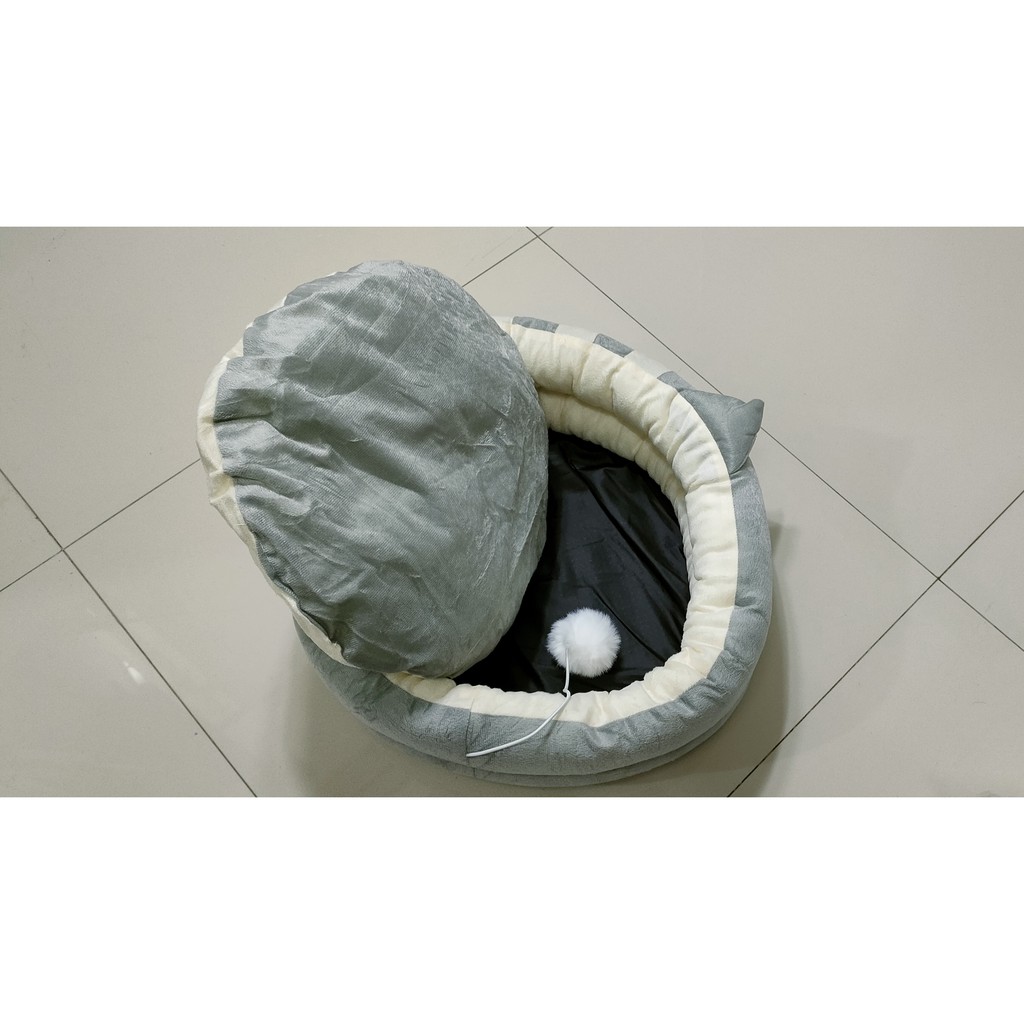 Rumah Tempat Tidur Kucing motif Cat Boat with Pom2 Ball + Bantal