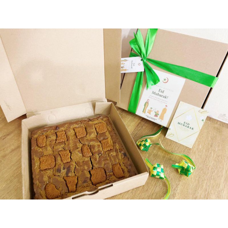 

GIFT HAMPERS ULANG TAHUN / GRADUATION BROWNIES