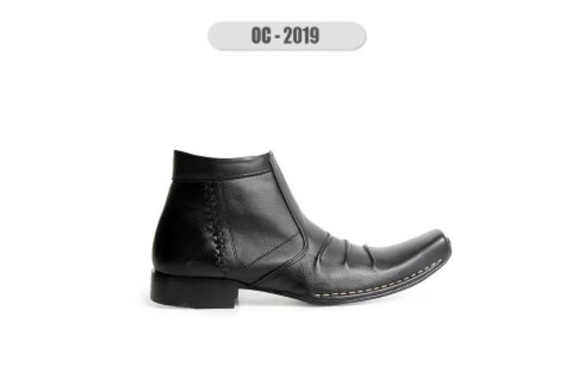 Sepatu kulit PRIA best seller2020