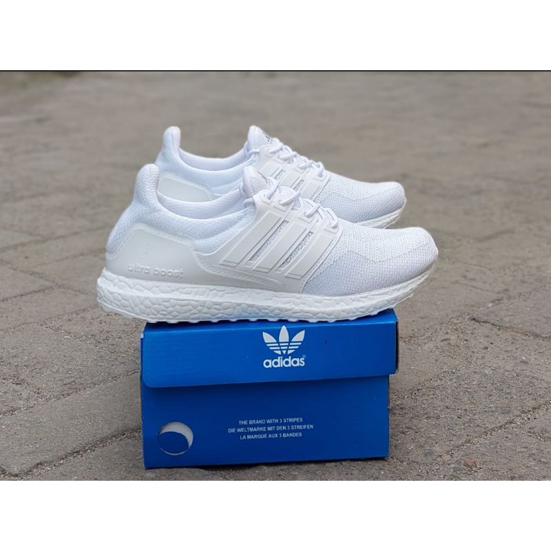 SEPATU SENAM /SEPATU AEROBIK RUNNING JOGGING ULTRA BOOST-3