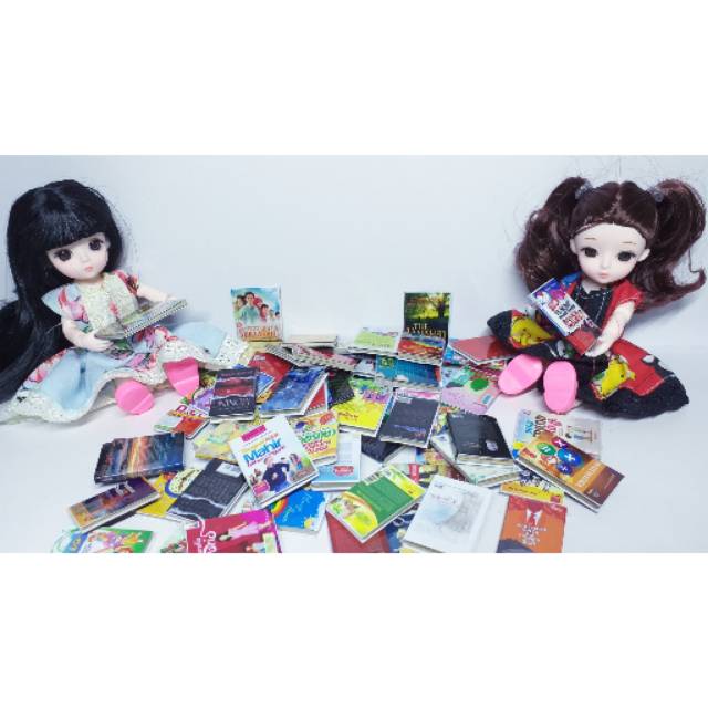 Buku Miniatur Boneka