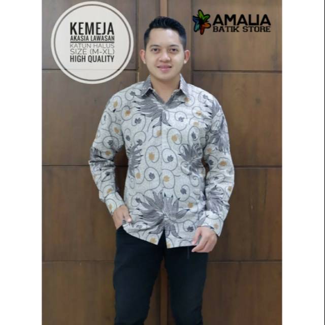 AKASIA LAWASAN. Kemeja batik pria modern