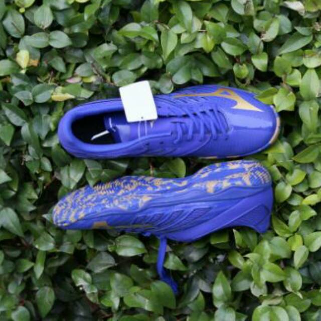 Sepatu Futsal Mizuno Basara 103 sala blue gold