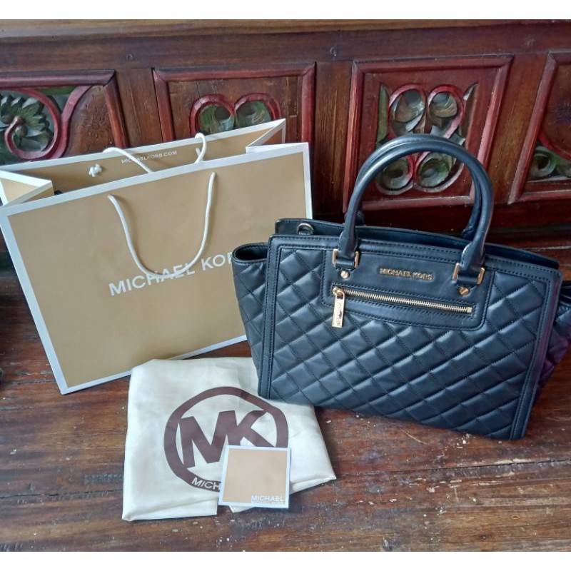 tas second brand Michael kors