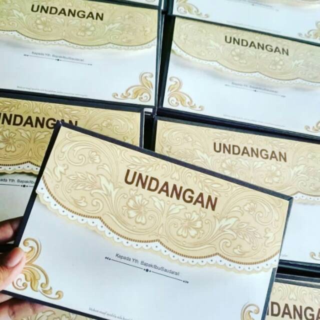 UNDANGAN HARD COVER ERBA HC-9912