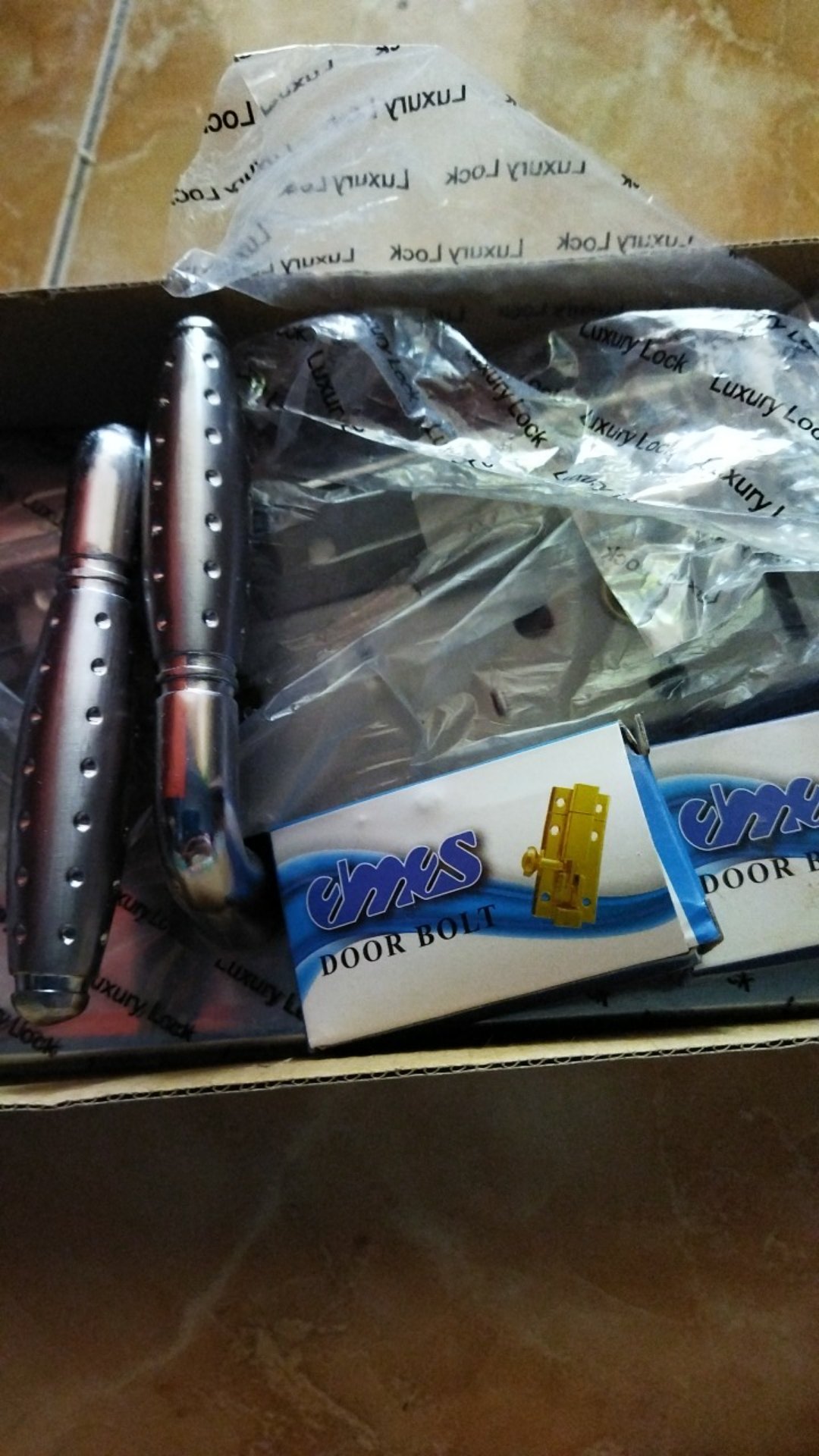 Kunci Pintu Besar Tipe Bulat Bintik Tebal Bagus - Kunci Pintu Rumah - Kunci Set - Kunci Utama