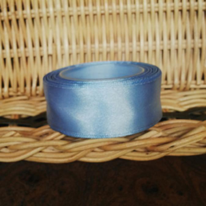 

Pita Satin Polos 1 "/ 2.5 Cm Biru Muda - 9027 Aksesoris Kerajinan Kado