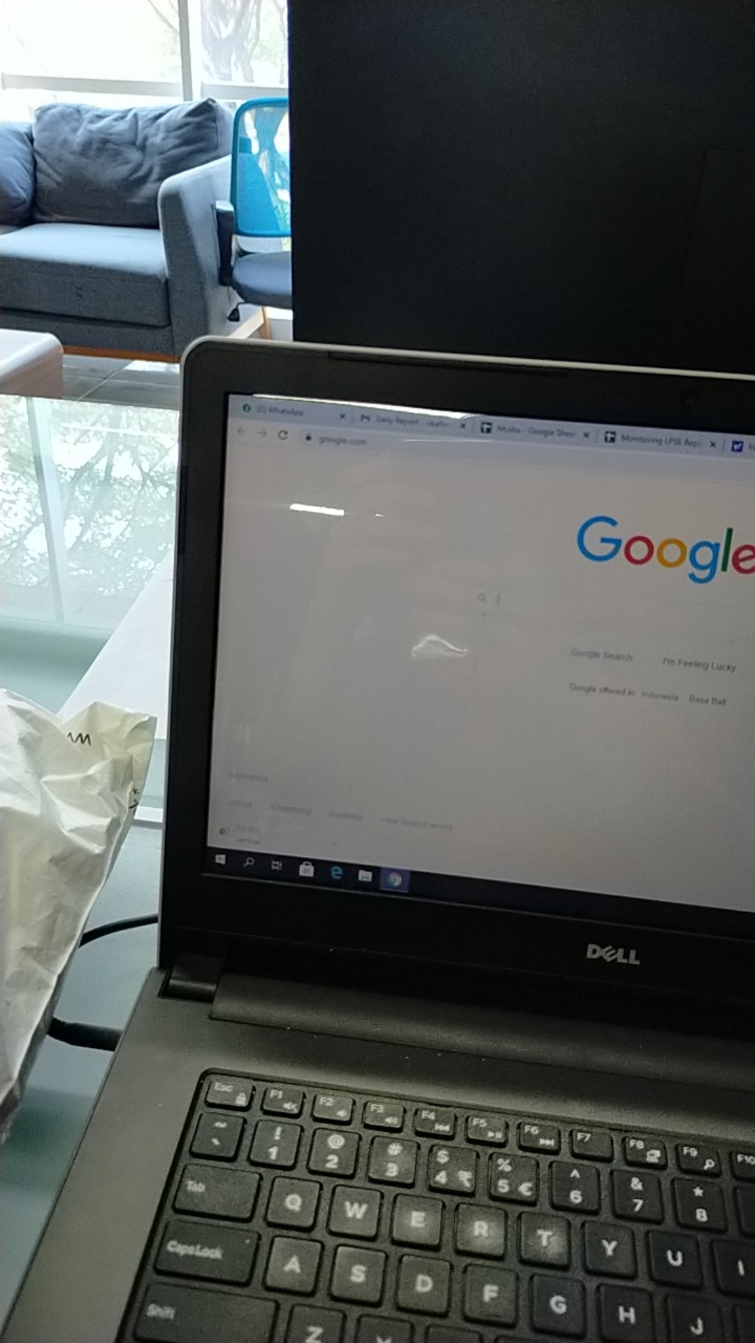 10pcs Kotak Permen Bentuk Sangkar Burung Motif Hati Dengan Pita Multicolor Untuk Dekorasi Pesta