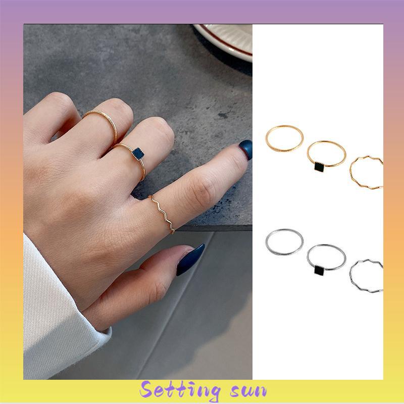 Cincin Zirkon Hitam Cincin Tiga Bagian Wanita High-end Sederhana Desain Niche Persegi Kecil TN