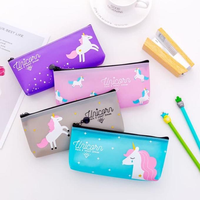 

TEMPAT PENSIL UNICORN DREAM GLITTER - ABU-ABU