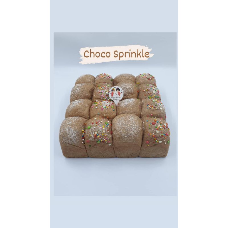 

Choco Sprinkle Japanese Milk Bun / Buns / Bread / Roti Kasur