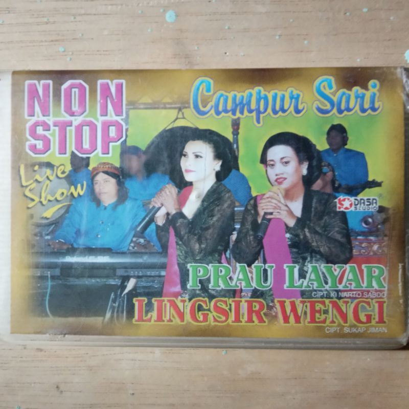 KASET TAPE CAMPUR SARI
