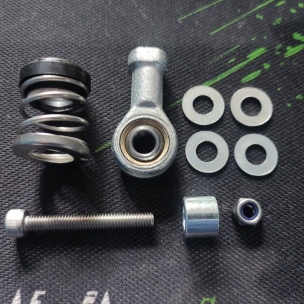 Dijual Ball Joint  Per Baut Master Rem Belakang Motor M8 Murah