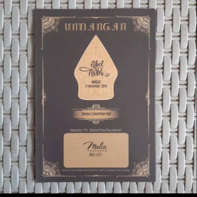 CETAK UNDANGAN TERMURAH MALIQ 77