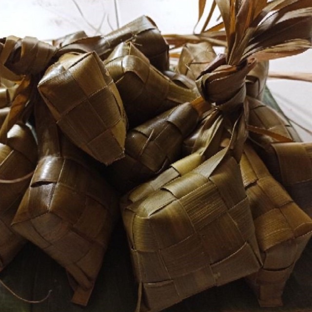 

KETUPAT MATANG