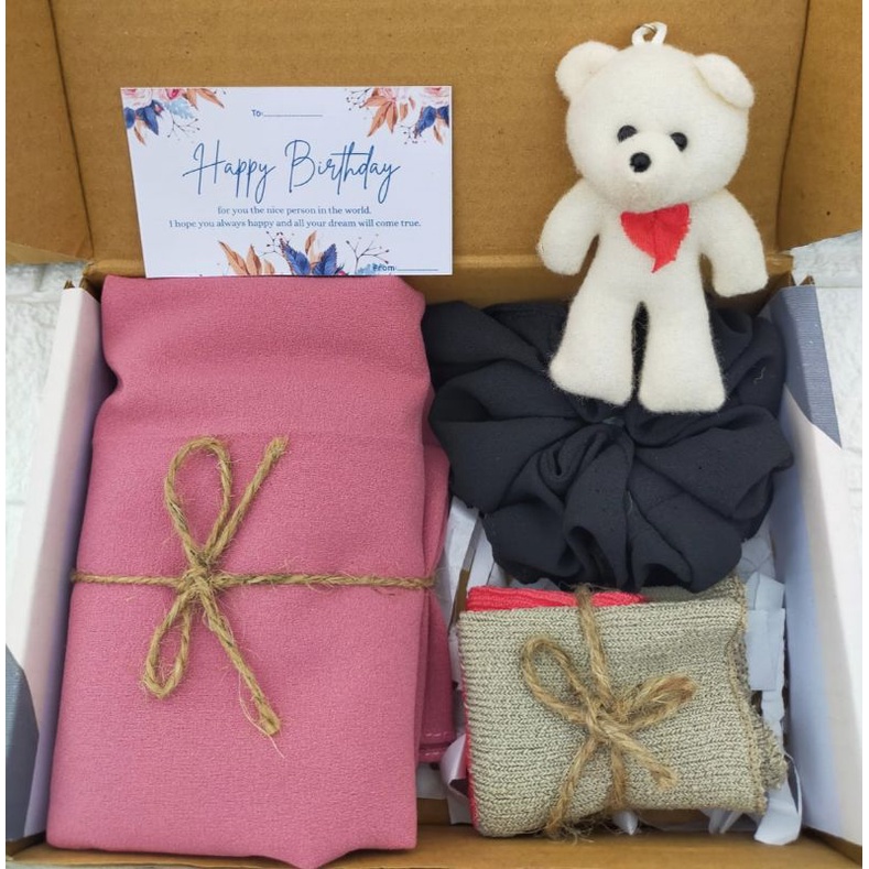 Kado Hampers Gift Box Hijab Pashmina Ulang Tahun Jilbab Wisuda Valentine