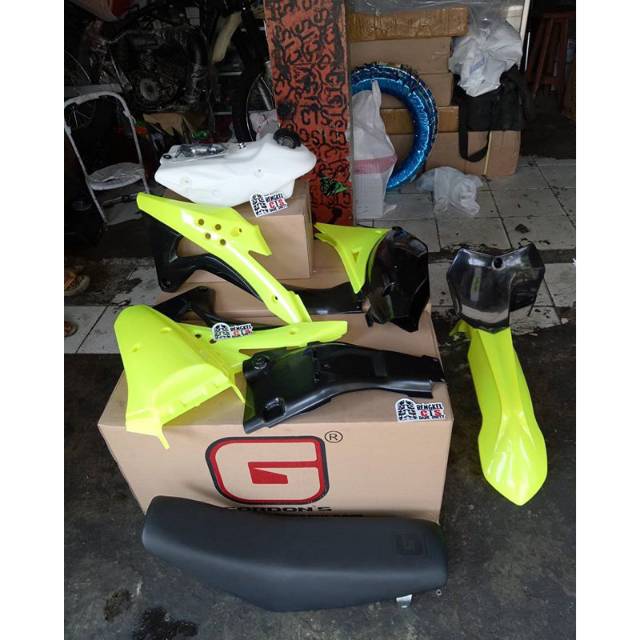 Bodyset Gordon Flo Flou Flow Stabilo PnP KLX / Dtracker 150