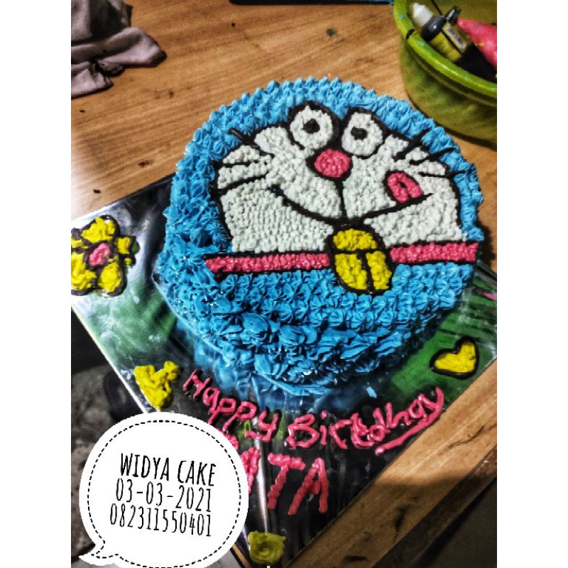 

kue ulangtahun karakter doraemon