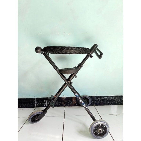 Ezzy stroller PRELOVED