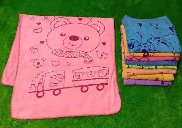 HANDUK MANDI BAYI LEMBUT UKURAN 50X100CM-HANDUK BAYI PENTHOUSE-HANDUK MANDI BAYI MURAH BERKUALITAS