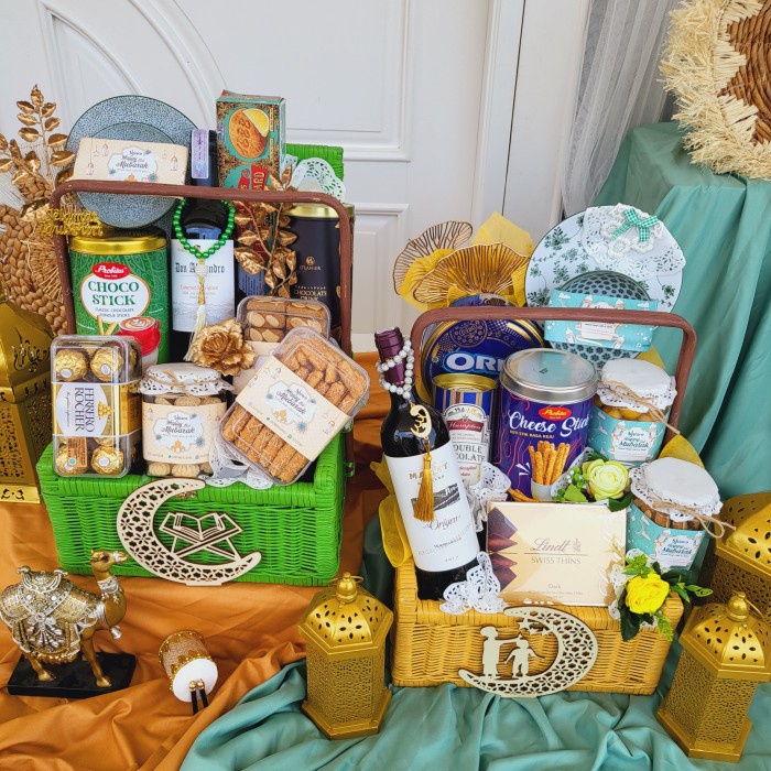 

Paket box hampers lebaran parcel idul fitri ramadhan kue kering 112 - SPARKLING juice