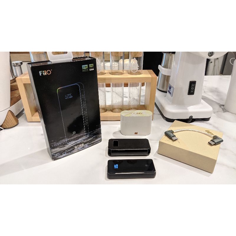 FiiO BTR5 Amplifier Bluetooth dengan Dual DAC Chipset - Portable 43.7g Hitam