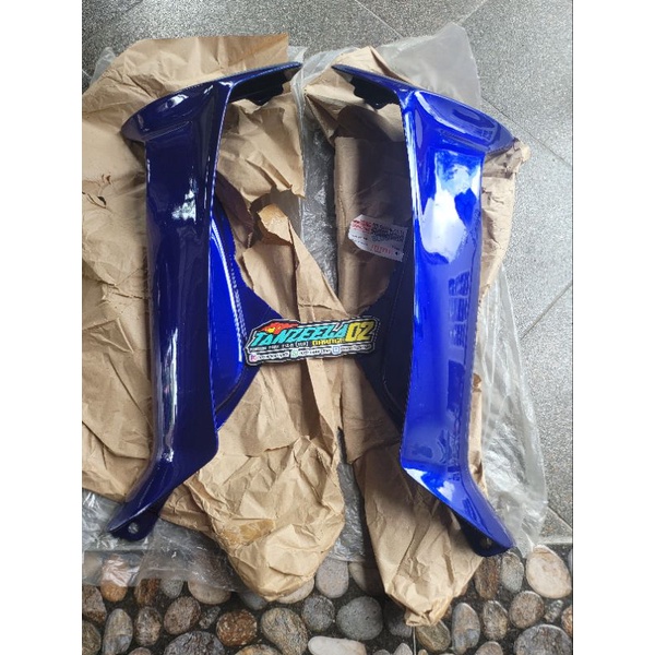 Body sayap luar F1zr 4US biru F1zr F1z Force 1 Biru STRONG tahun 03-06 kiri kanan