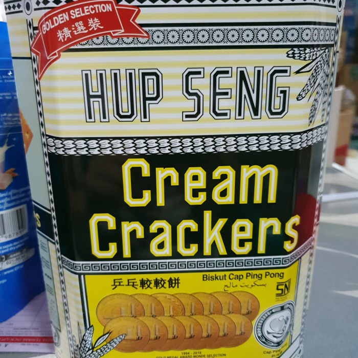 

biskuit cap ping pong/hup seng cream crackers kaleng 700g